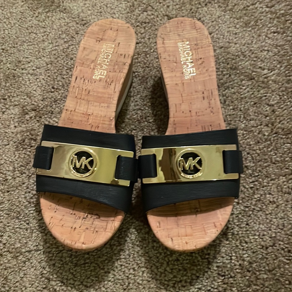 Michael Kors Wedge 6 1/2 Navy and Gold